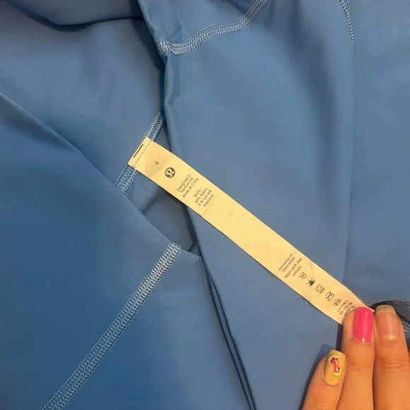 Lululemon leggings - Picture 3 of 6